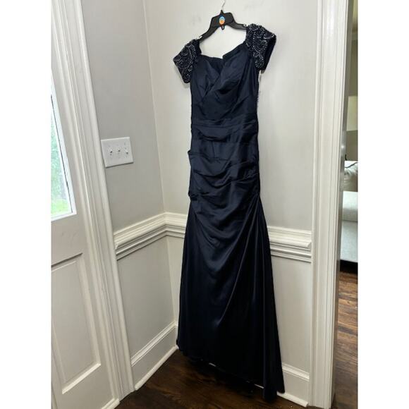 NWT La Femme 25996 Off the Shoulder Beaded Satin Trumpet Gown Blue Size 18 - Picture 3 of 10